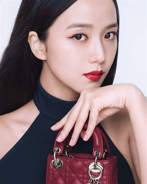 jisoo christian dior.